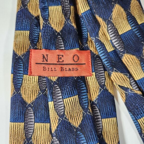 Bill Blass Necktie Men's Tie Silk Blue Gold and Grey Geometric Pattern - Picture 6 of 7
